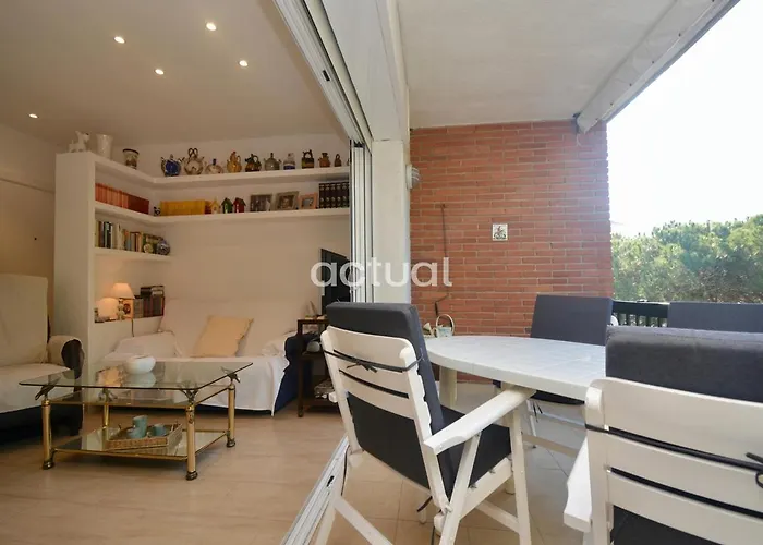 Capisa Esc D-6 Apartman