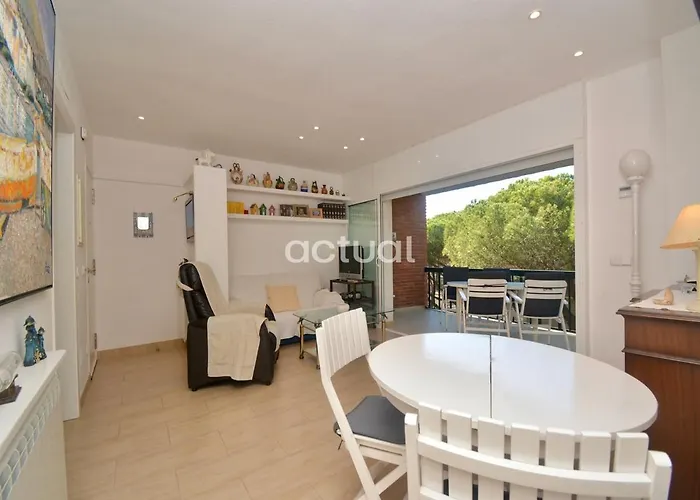 Capisa Esc D-6 Apartman