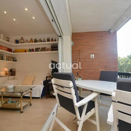 Capisa Esc D-6 Apartament