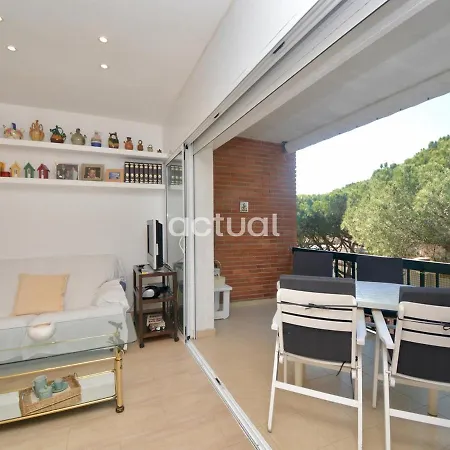 Capisa Esc D-6 Apartament *