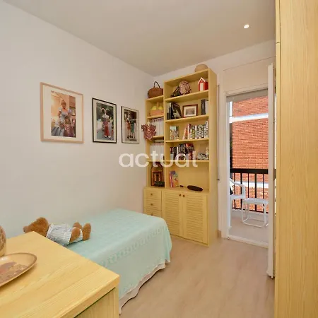 Capisa Esc D-6 Apartment