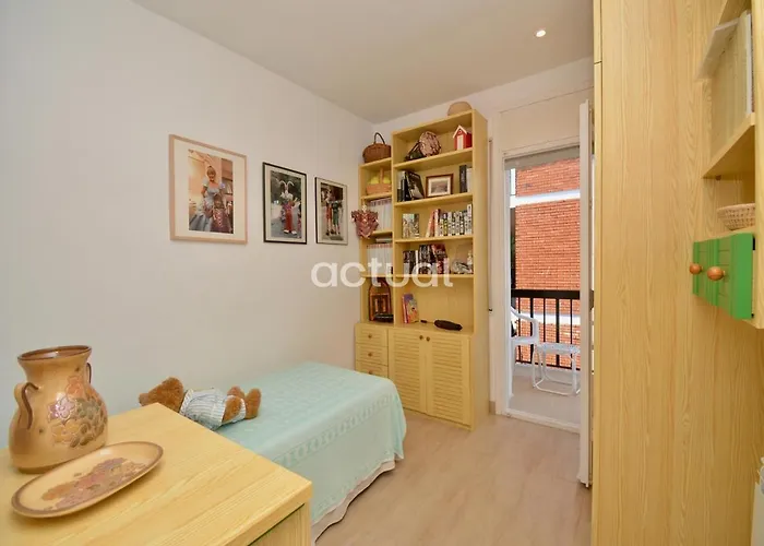 Capisa Esc D-6 Apartament